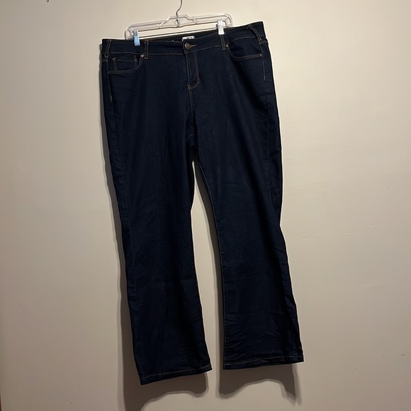 DC Jeans size 22 Slightly Curvy Bootcut Jeans - Picture 2 of 13